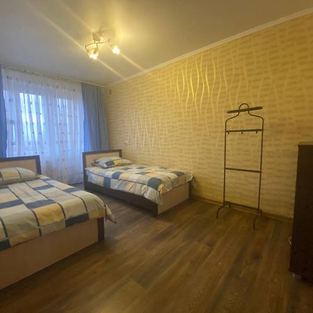 Apartment At Zhukova Street Baranavichy Luaran gambar