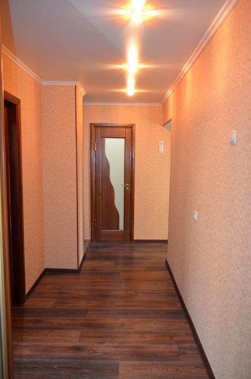 Apartment At Zhukova Street Baranavichy Luaran gambar