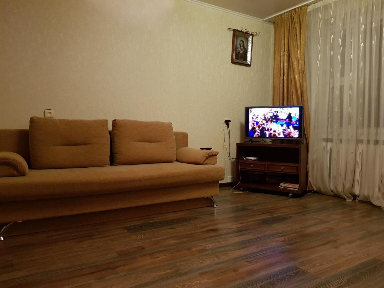 Apartment At Zhukova Street Baranavichy Luaran gambar